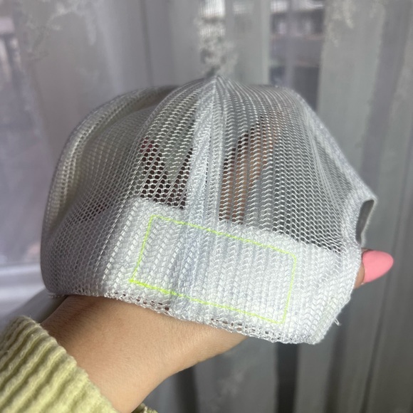 Aviator Nation Venice CA Trucker Hat White Rainbow Patch Mesh Snapback - Picture 7 of 9